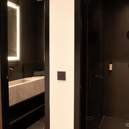 Апартаменти Taskou Luxury *