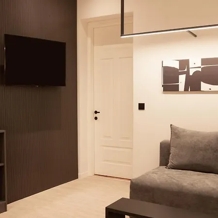 Апартаменти Taskou Luxury *