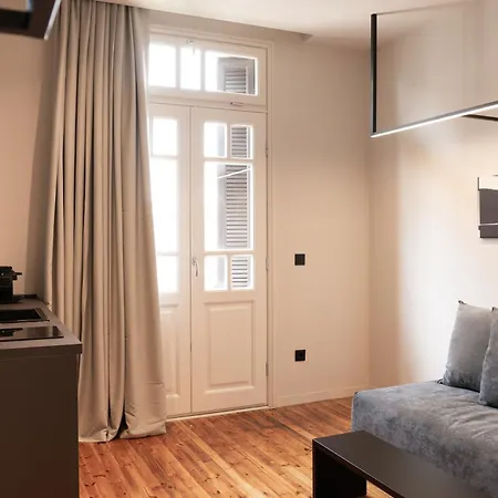 Апартаменти Taskou Luxury *